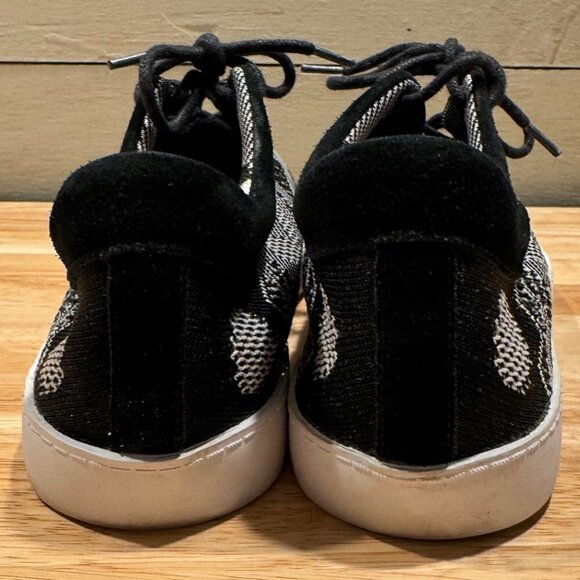 Women’s Black & White Clarks Soft Cushioned & Breathable Tennis Shoes Size 8  * - Picture 4 of 10